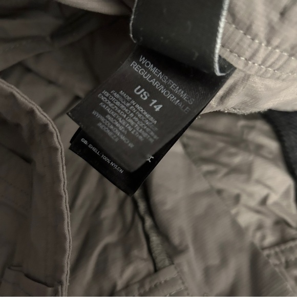 The North face cropped shorts  pants women 14 - Picture 6 of 13